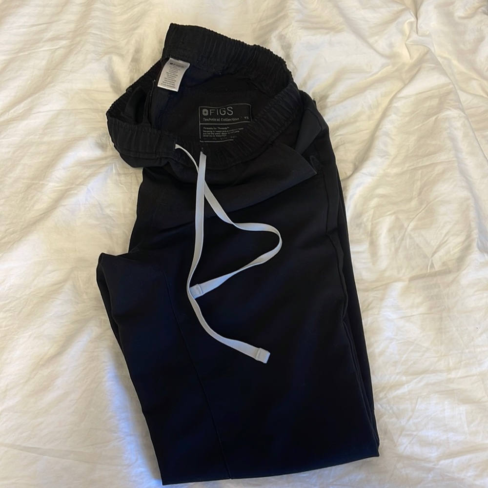 FIGS Tansen Joggers